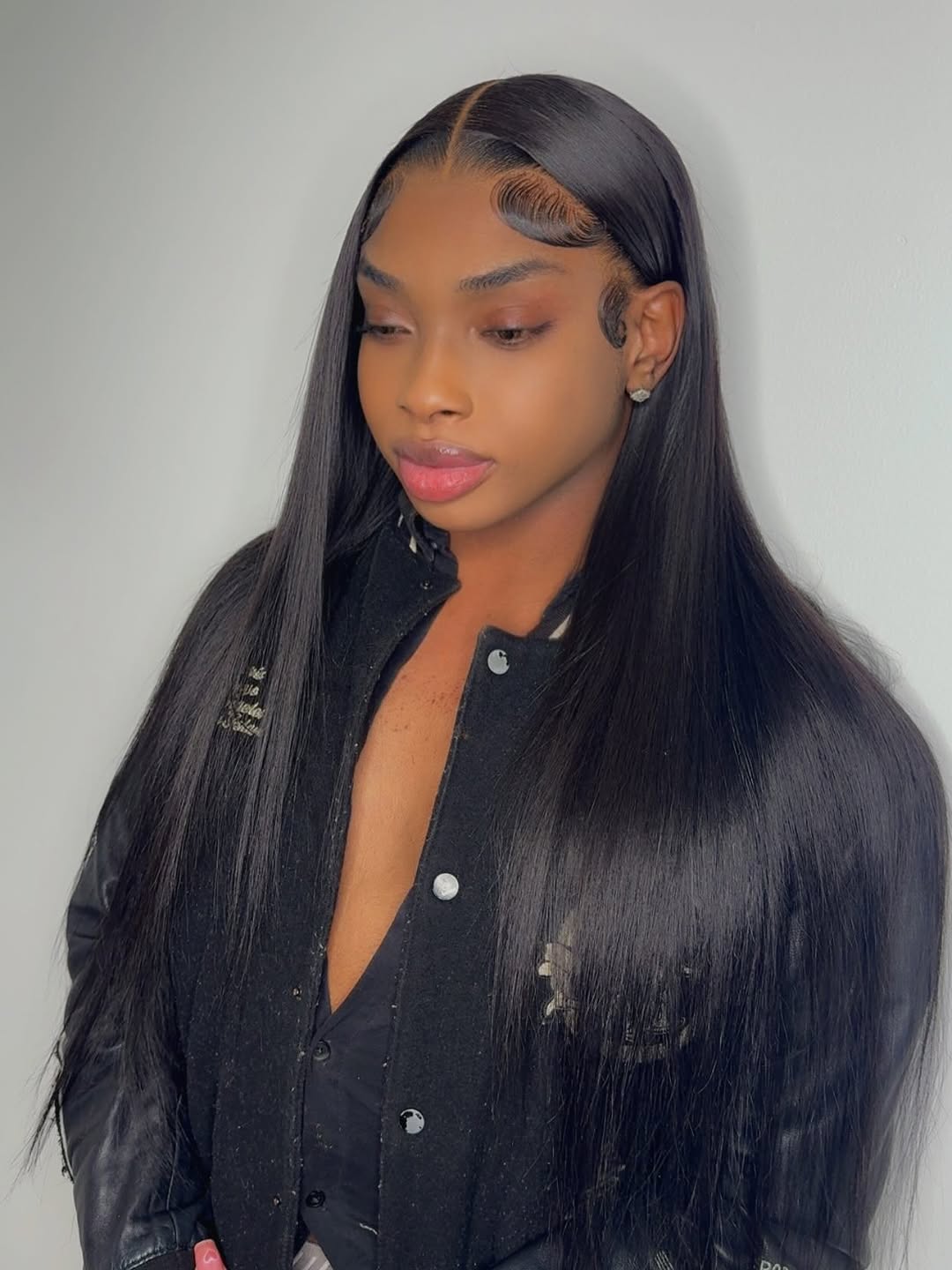 Sleek Middle-Part Silky Straight Frontal